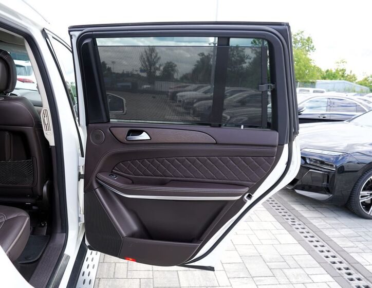 Mercedes-Benz GLS 21