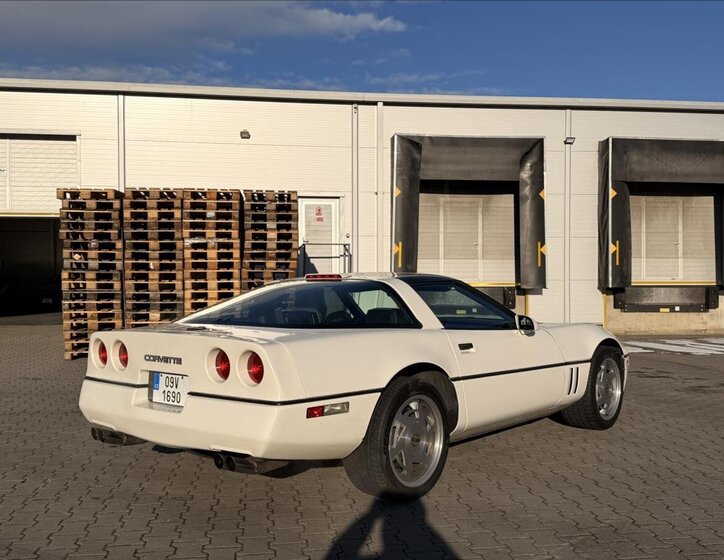 Chevrolet Corvette Kupé 5,7 l 210 kw
