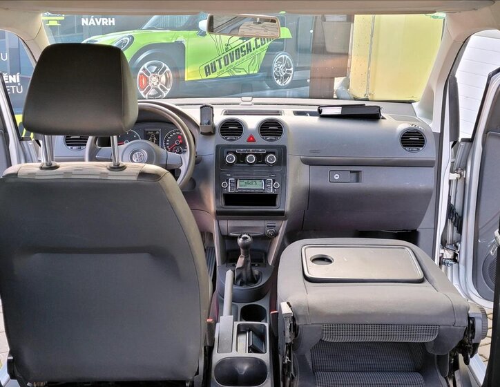 Volkswagen Caddy Skříň 1,6 l 75 kw