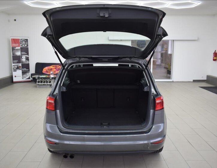 Volkswagen Golf Sportsvan Hatchback 1,4 l 92 kw