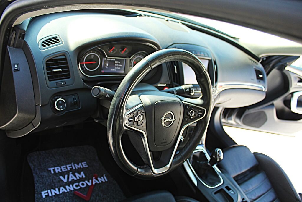 Opel Insignia Kombi 2,0 l 120 kw