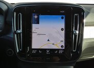 Volvo XC40 SUV / Terénní 1,5 l 95 kw