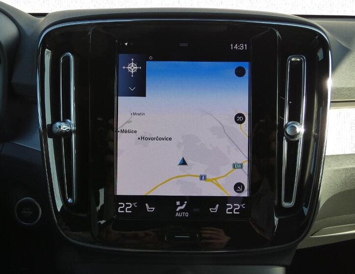 Volvo XC40 SUV / Terénní 1,5 l 95 kw