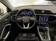 Audi Q3 5