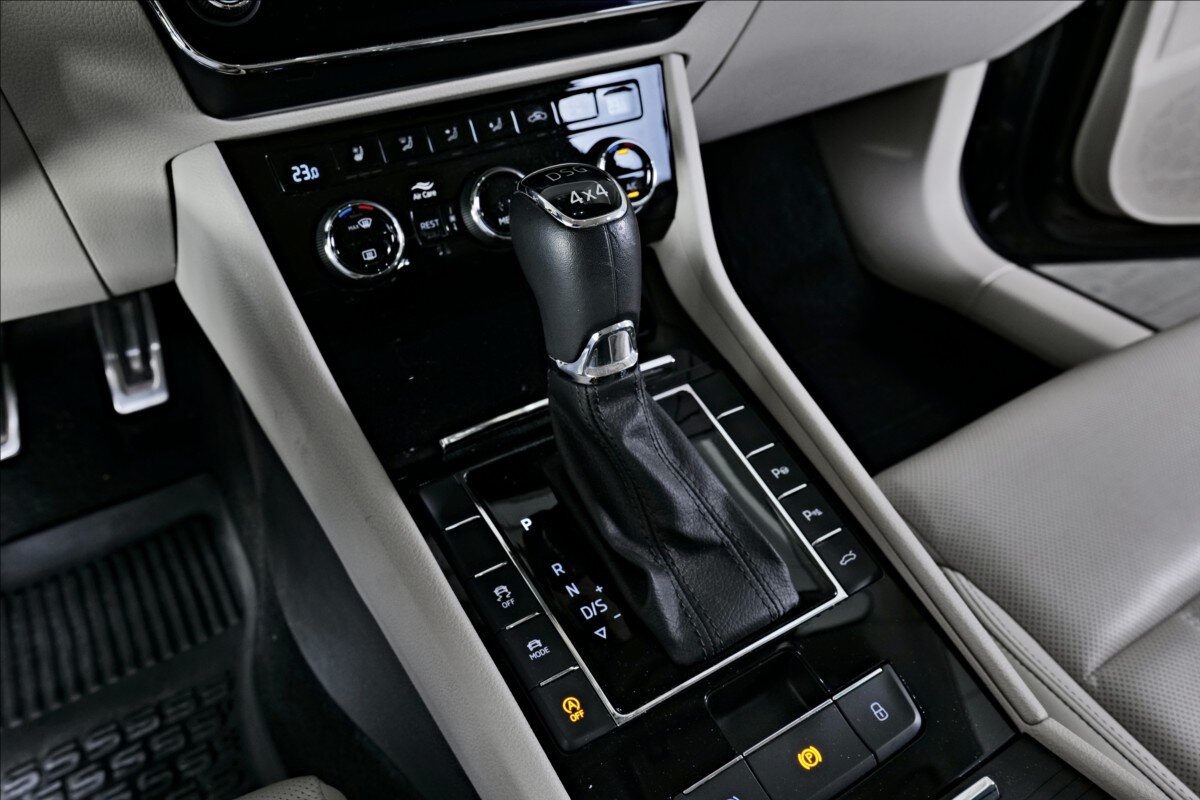 Škoda Superb Sedan 2,0 l 200 kw