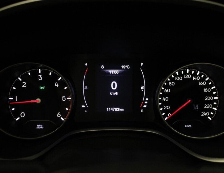 Jeep Compass SUV / Terénní 1,6 l 88 kw