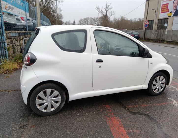 Toyota Aygo 12