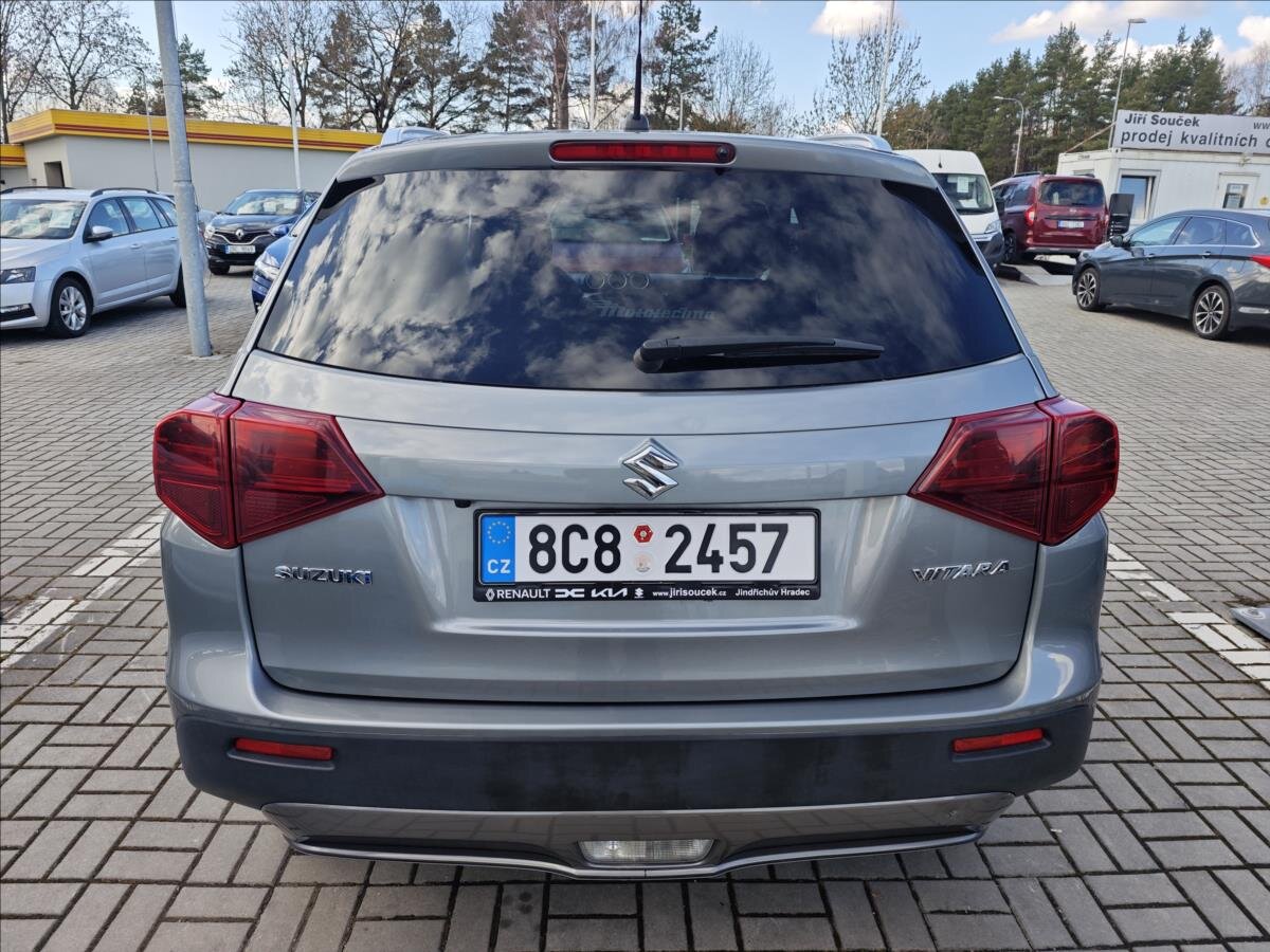 Suzuki Vitara SUV / Terénní 998,0 82 kw