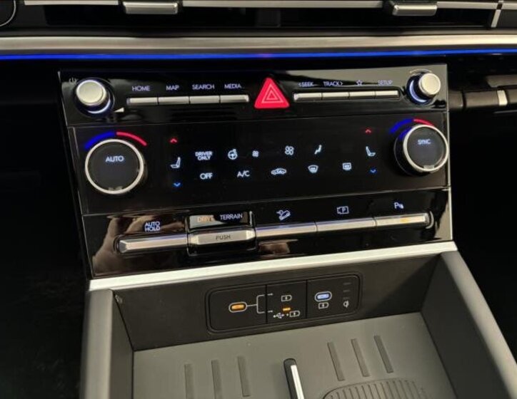 Hyundai Santa Fe SUV / Terénní 1,6 l 117 kw