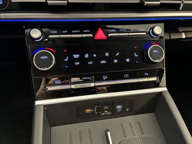 Hyundai Santa Fe SUV / Terénní 1,6 l 117 kw