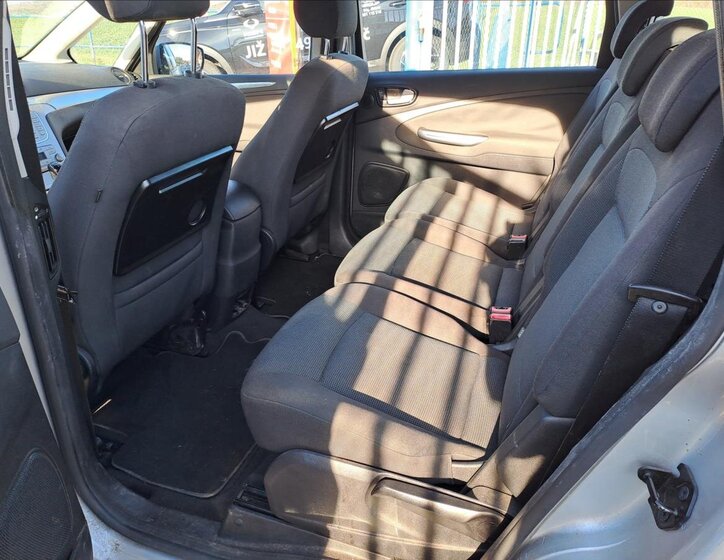 Ford S-MAX MPV 2,0 l 103 kw