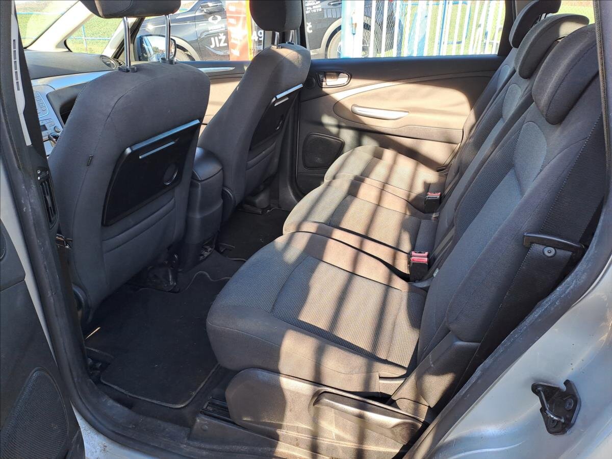 Ford S-MAX MPV 2,0 l 103 kw