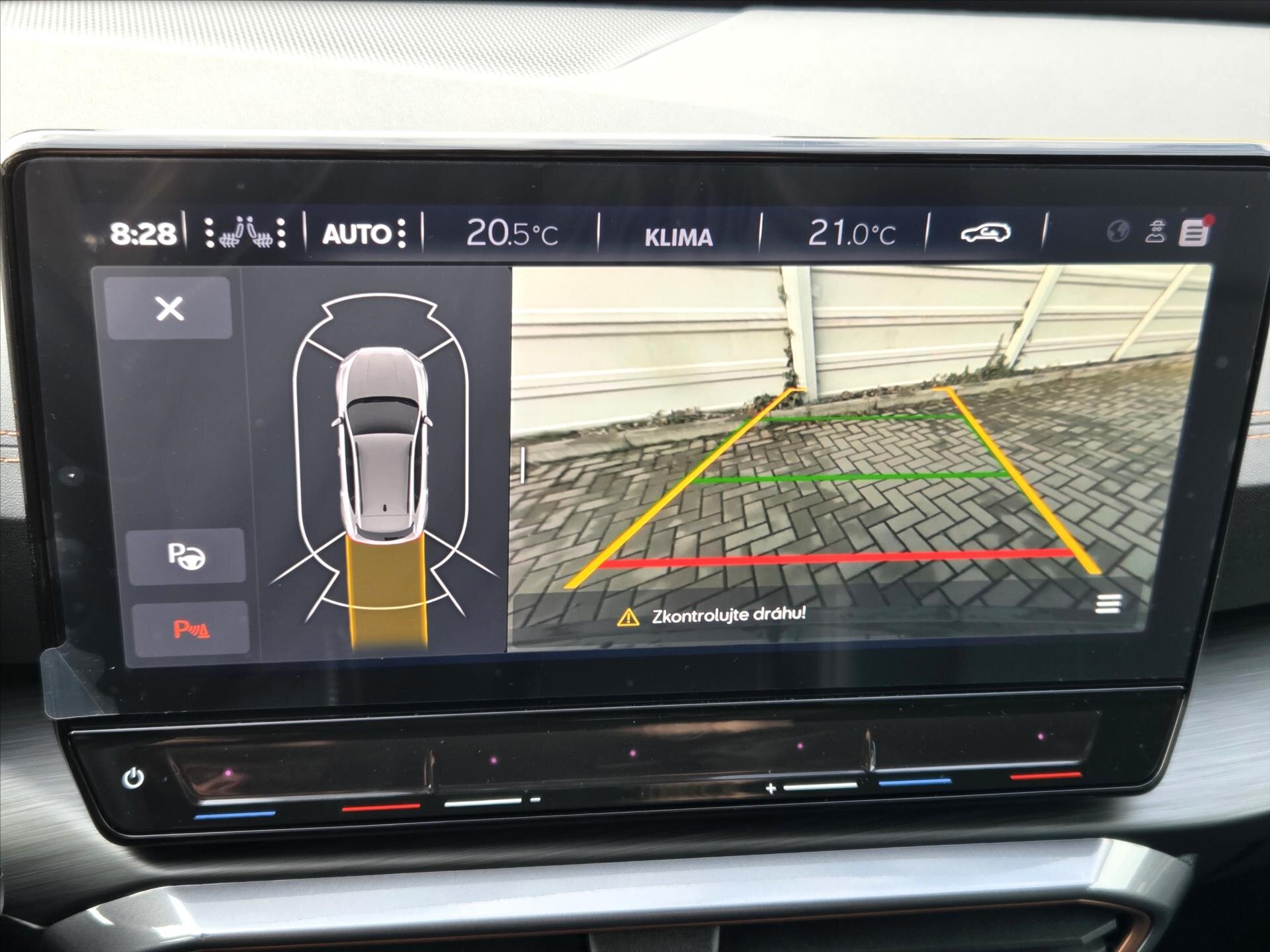 Cupra Formentor SUV / Terénní 2,0 l 140 kw