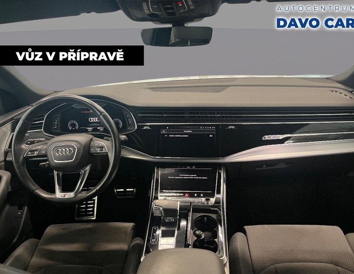 Audi Q8 SUV 3,0 l 250 kw