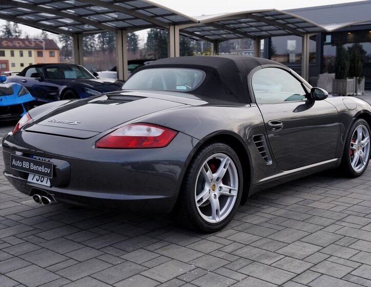 Porsche Boxster 6