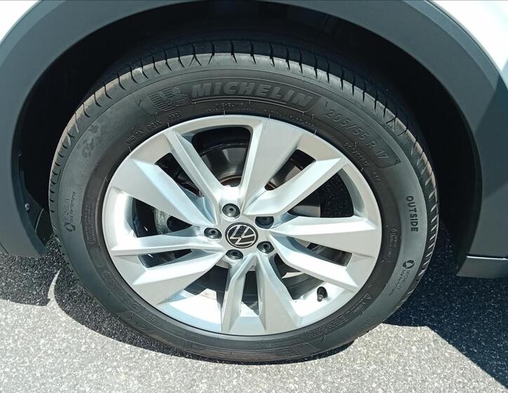 Volkswagen T-Cross 23