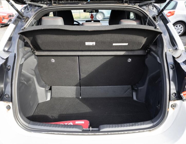 Toyota Yaris Hatchback 1,5 l 68 kw