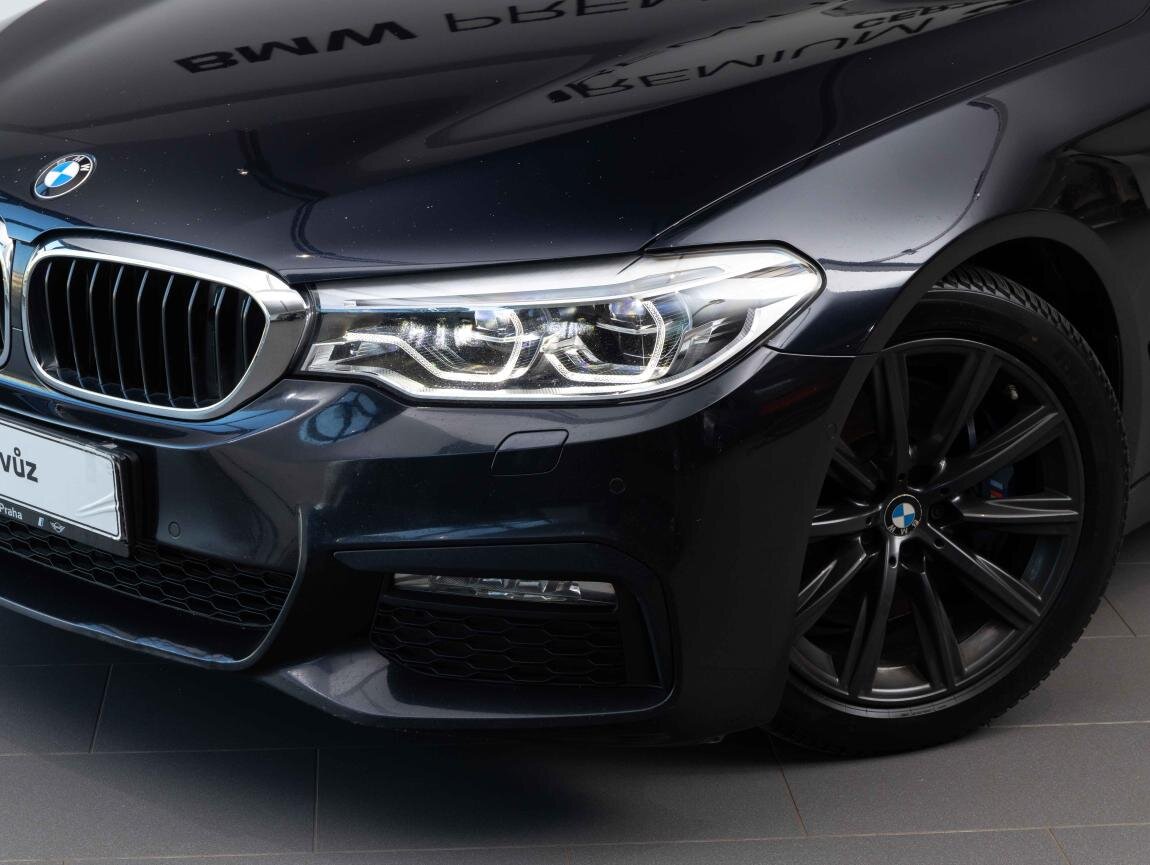 BMW Řada 5 Sedan 3,0 l 195 kw