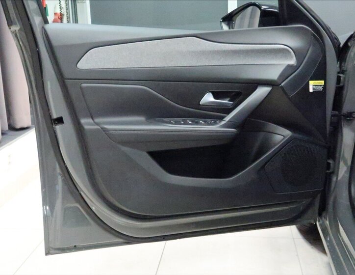 Peugeot 308 Kombi 1,2 l 96 kw