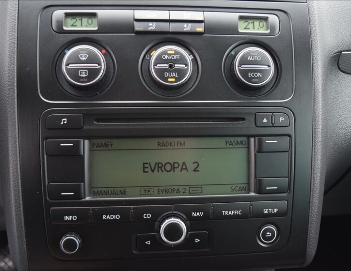 Volkswagen Touran Kombi 1,4 l 103 kw