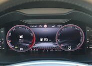 Škoda Karoq SUV / Terénní 1,5 l 110 kw