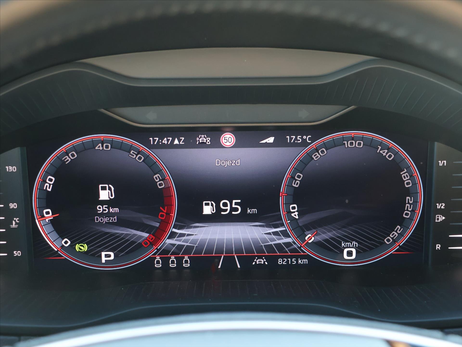 Škoda Karoq SUV / Terénní 1,5 l 110 kw