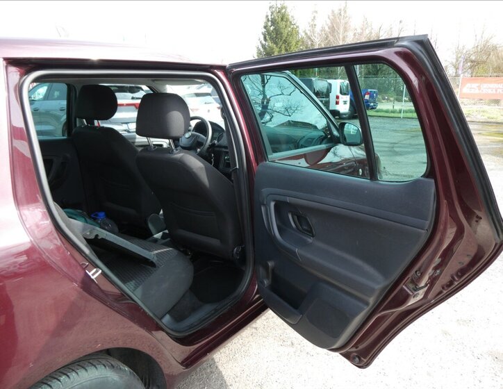 Škoda Fabia Hatchback 1,2 l 44 kw