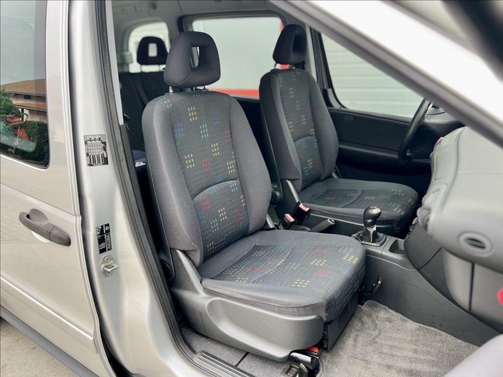 Mercedes-Benz Vaneo MPV 1,7 l 67 kw