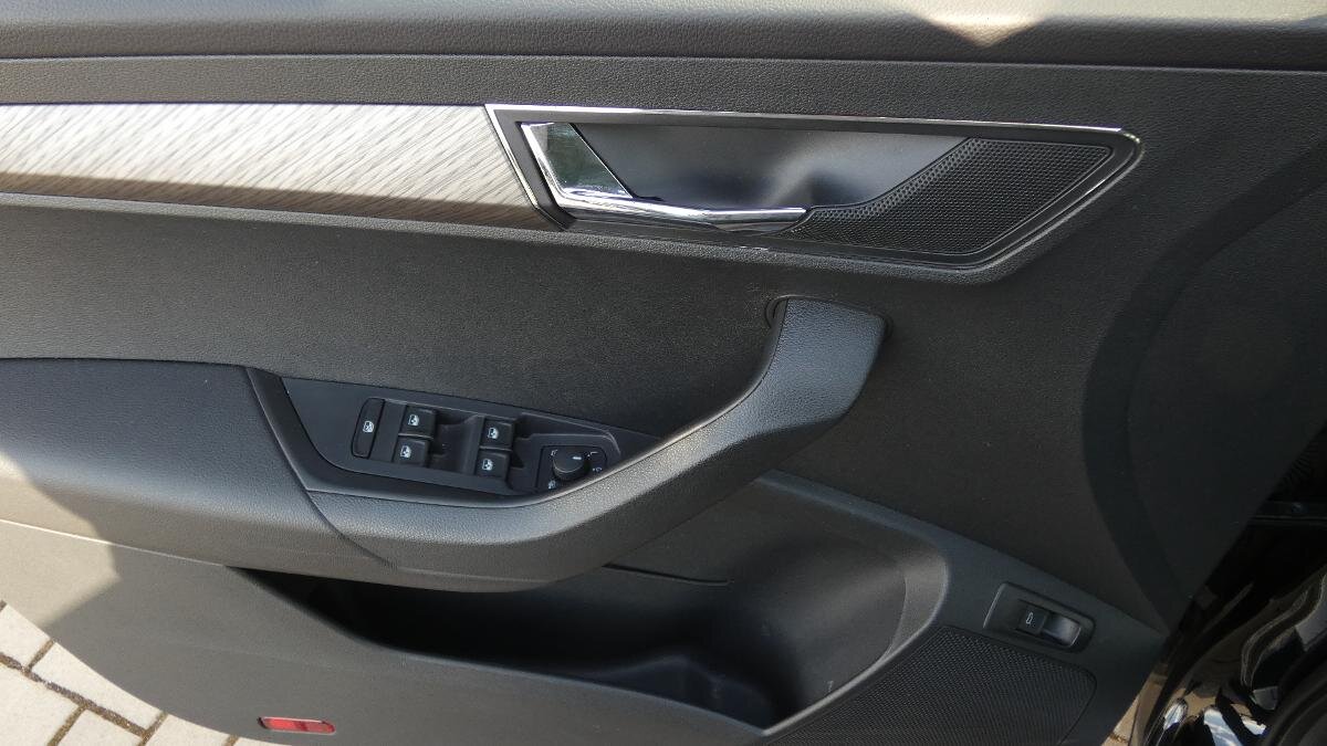 Škoda Karoq SUV / Terénní 1,5 l 110 kw