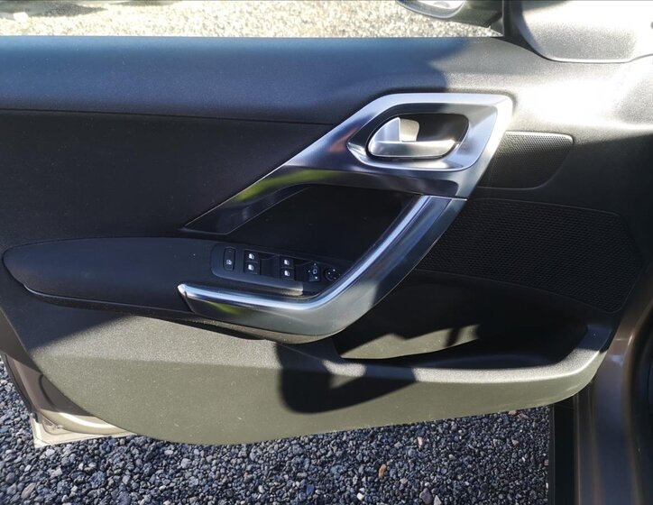 Peugeot 2008 Kombi 1,6 l 84 kw