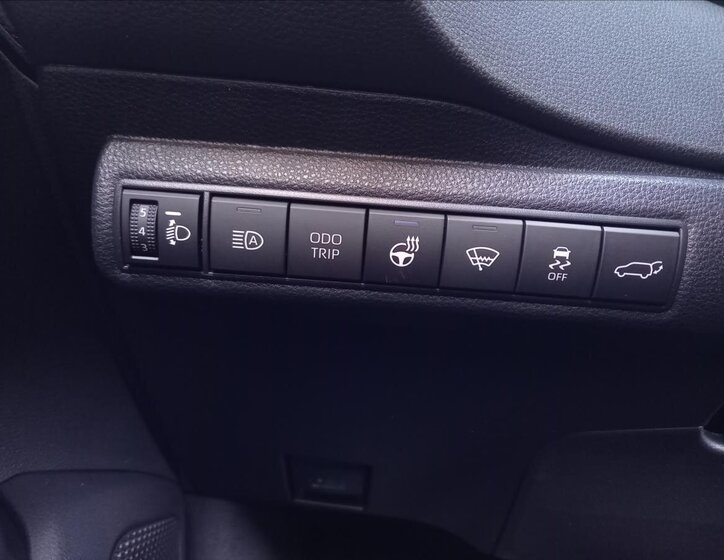 Toyota Corolla Kombi 2,0 l 112 kw