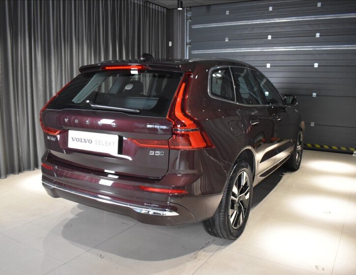 Volvo XC60 SUV / Terénní 2,0 l 184 kw