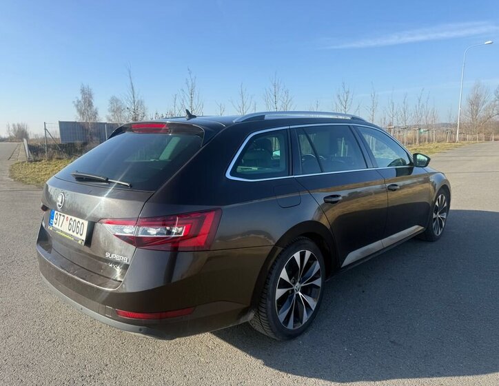 Škoda Superb Kombi 2,0 l 140 kw