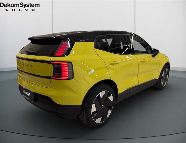 Volvo EX30 SUV 0,0 200 kw