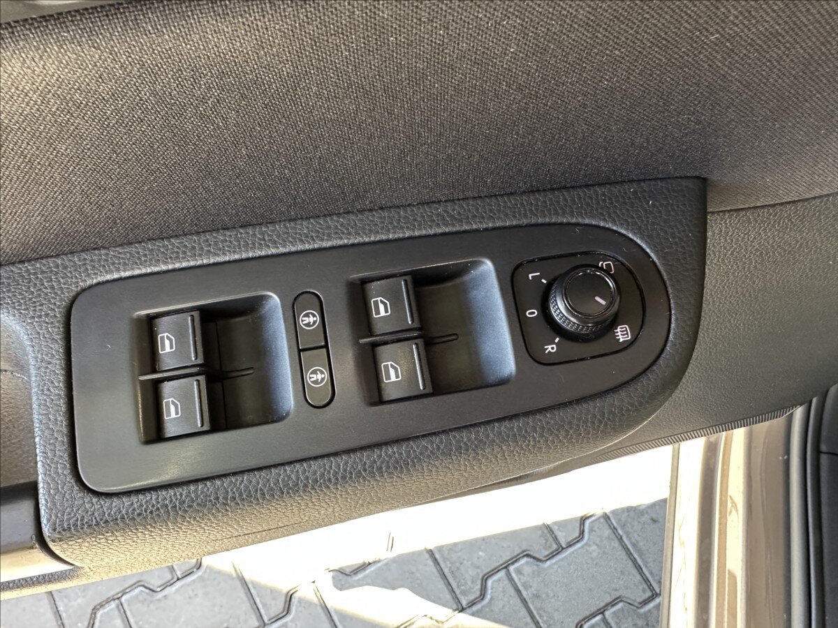 Seat Alhambra MPV 2,0 l 110 kw