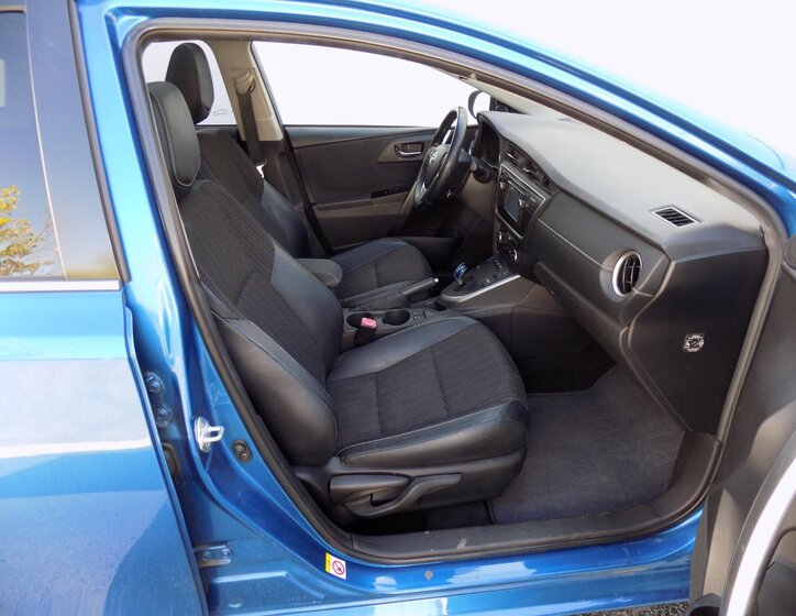 Toyota Auris Hatchback 1,8 l 73 kw