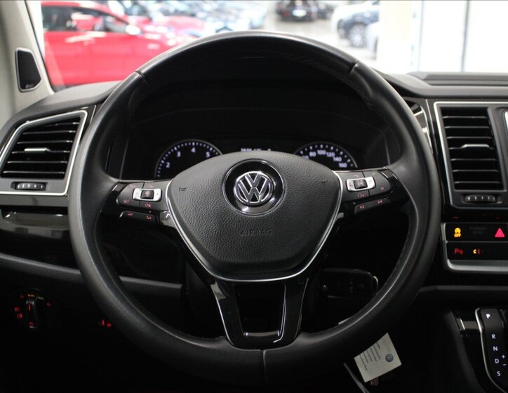 Volkswagen Multivan MPV 2,0 l 150 kw