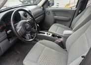 Jeep Cherokee Kombi 2,8 l 120 kw