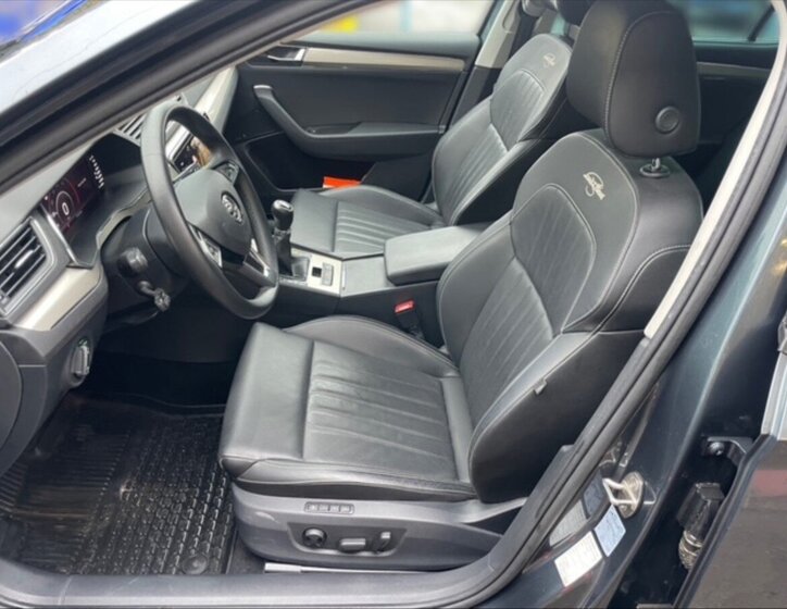 Škoda Superb Liftback 2,0 l 110 kw