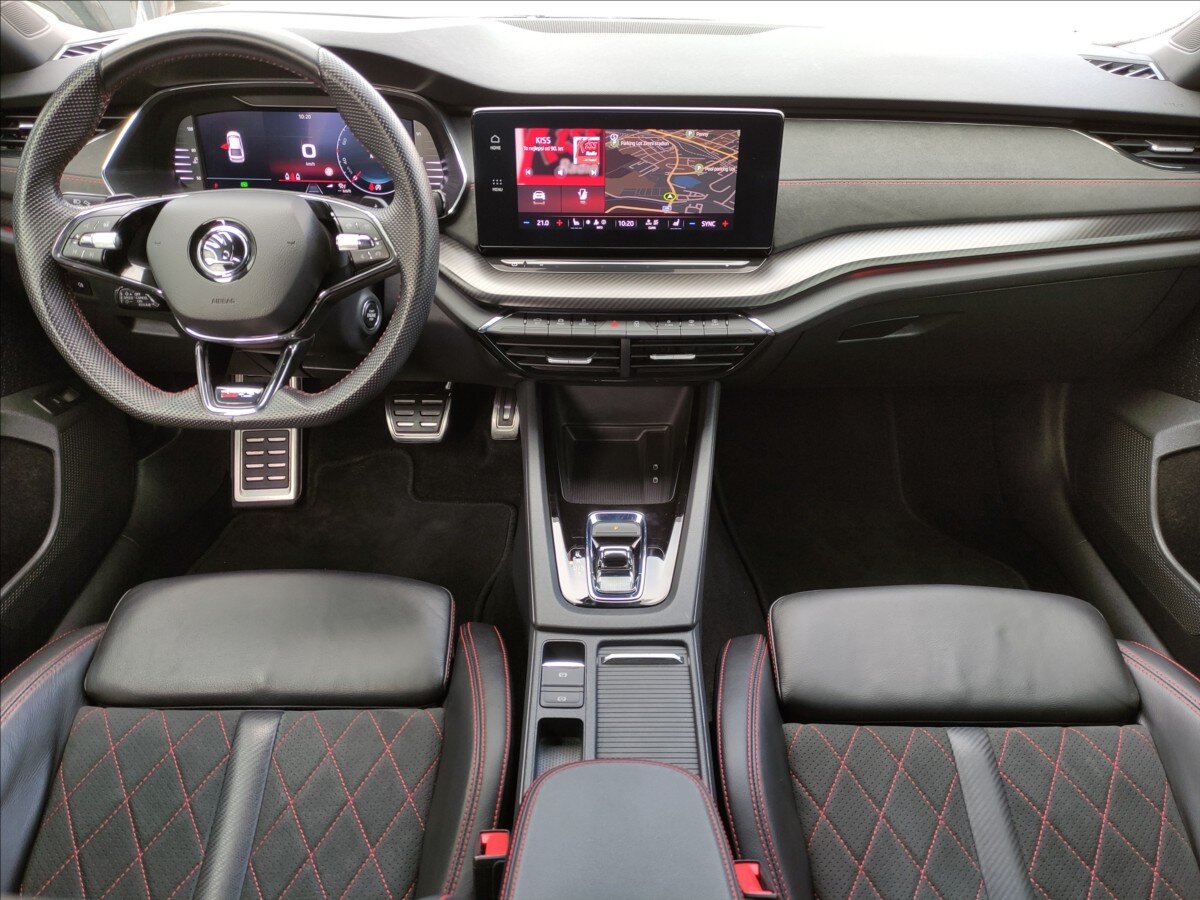 Škoda Octavia Sedan / Limuzína 2,0 l 180 kw