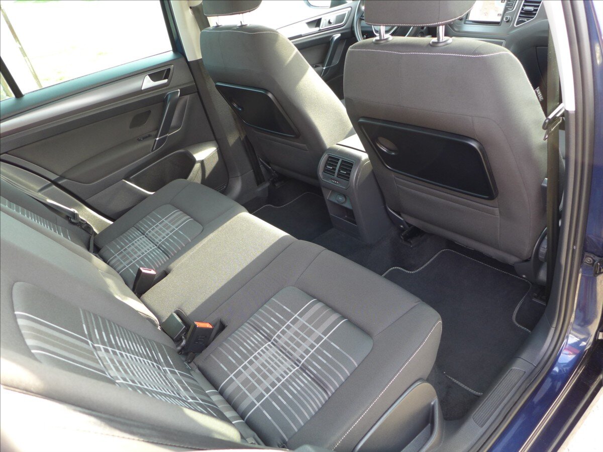 Volkswagen Golf Sportsvan Kombi 1,2 l 81 kw