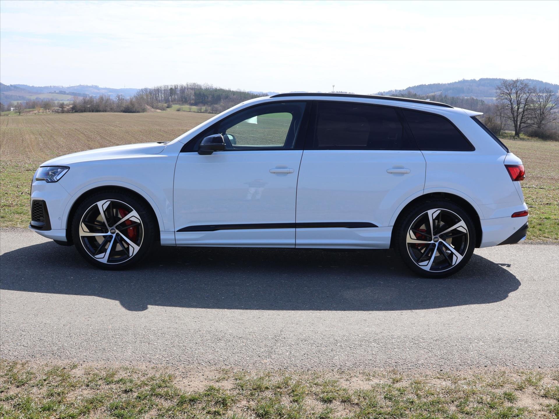Audi SQ7 SUV / Terénní 4,0 l 373 kw