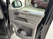 Volkswagen Transporter 21