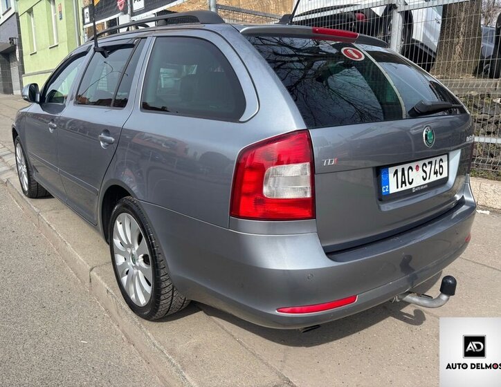Škoda Octavia Kombi 2,0 l 103 kw