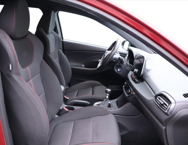 Hyundai i30 Kombi 998,0 88 kw