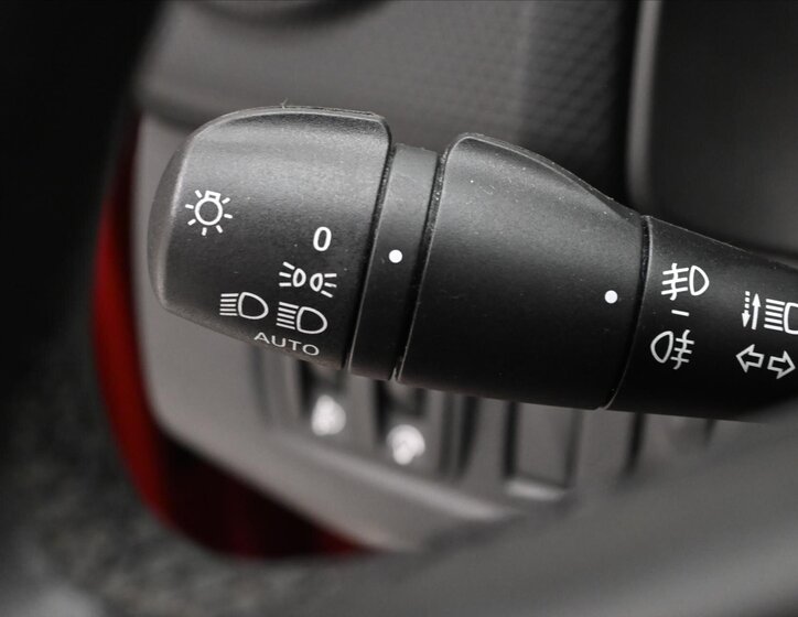 Renault Clio Hatchback 898,0 66 kw