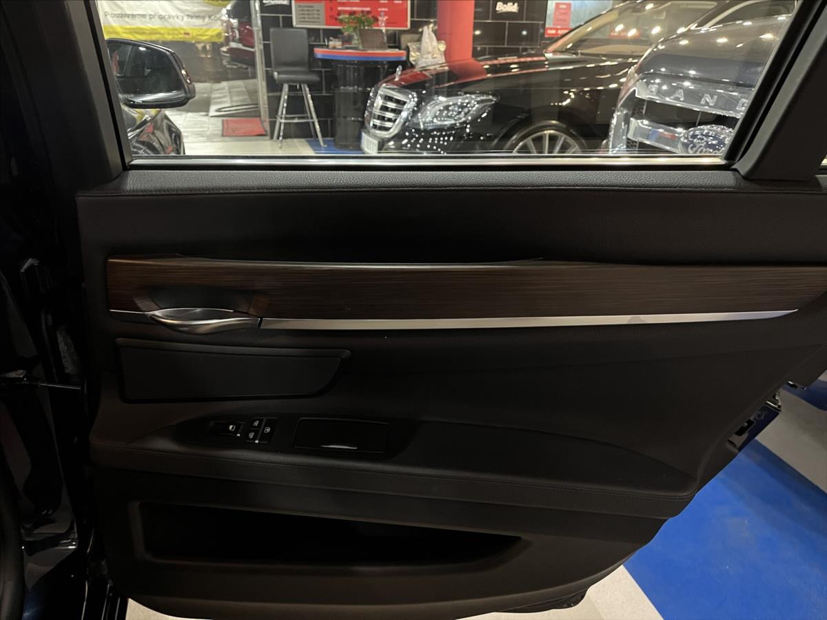 BMW Řada 7