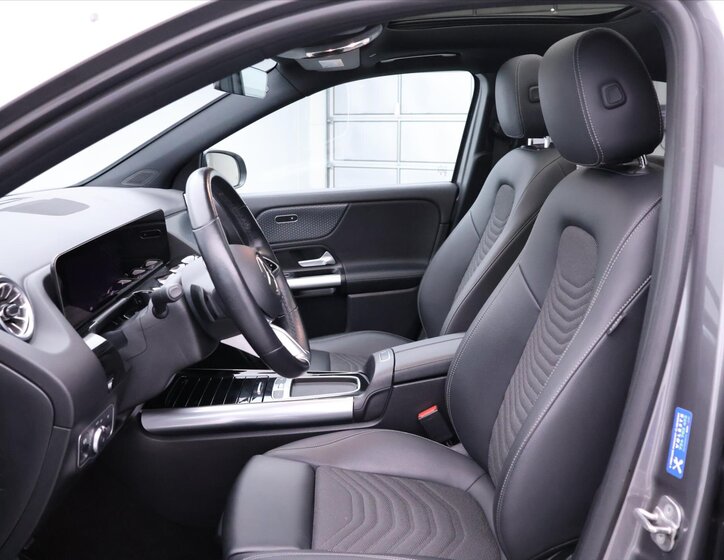 Mercedes-Benz GLA SUV / Terénní 2,0 l 165 kw