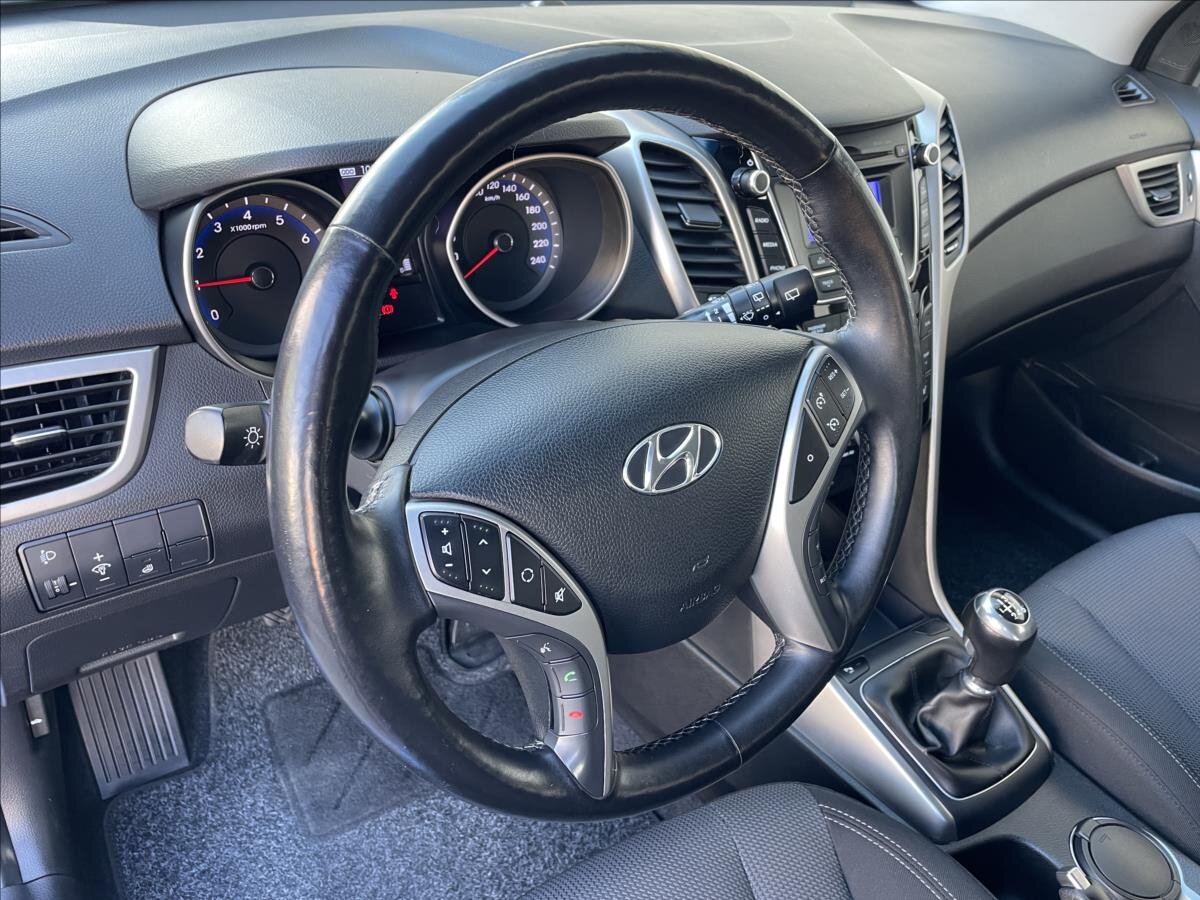 Hyundai i30 Kombi 1,6 l 88 kw