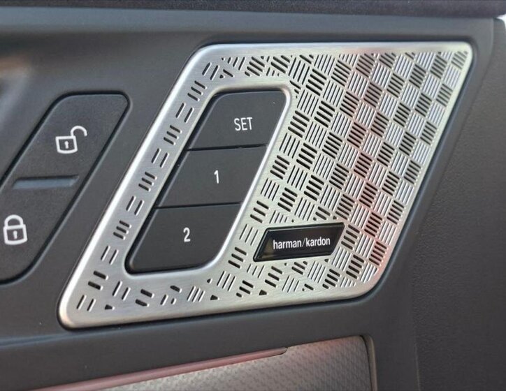 BMW X2 SUV / Terénní 2,0 l 221 kw